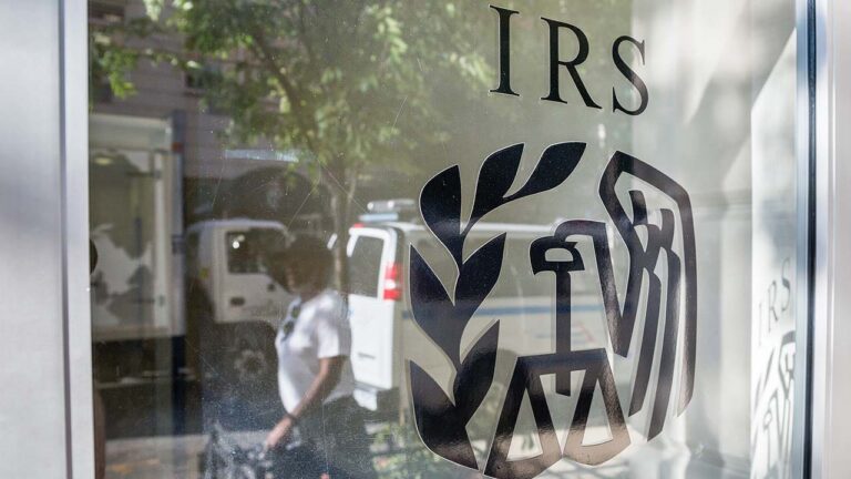 IRS data shows average tax refund hits $3,571 so far in 2026 filing season