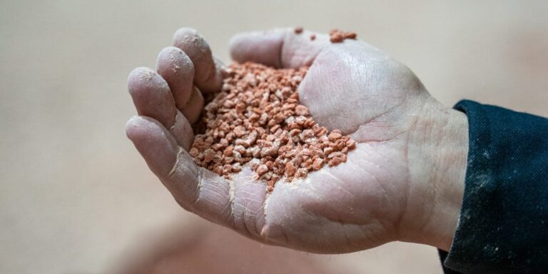 Trump’s Belarus Potash Plan Draws Warning Over Russia Route