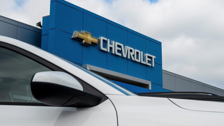 GM Q3 sales drop 5.5% while Toyota buoyed by electrified vehicle sales