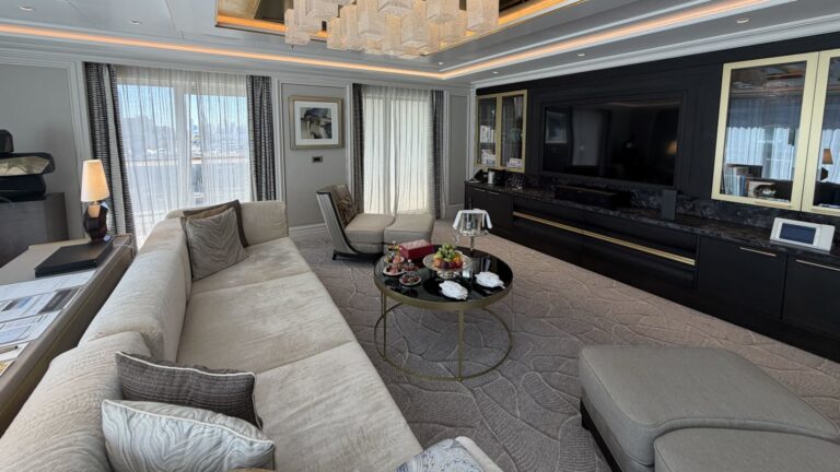 Cruise lines chase luxury travelers with bigger, pricier suites