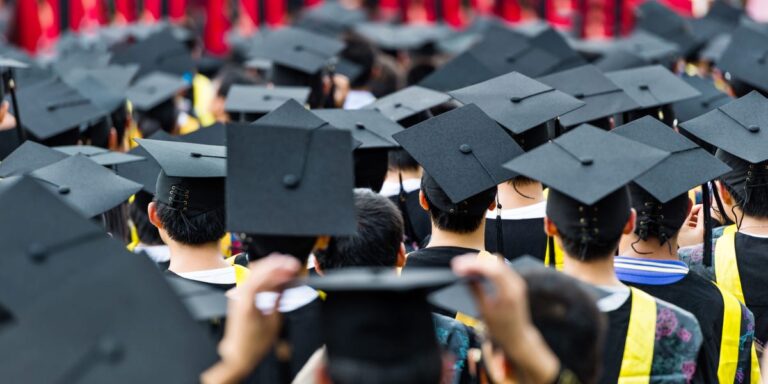 Student-Loan Borrowers Get Extra Month to Pick Repayment Plan: Notice