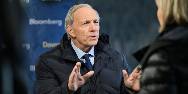 Ray Dalio Is Short Debt, Big on Gold As Interest Rates Rise