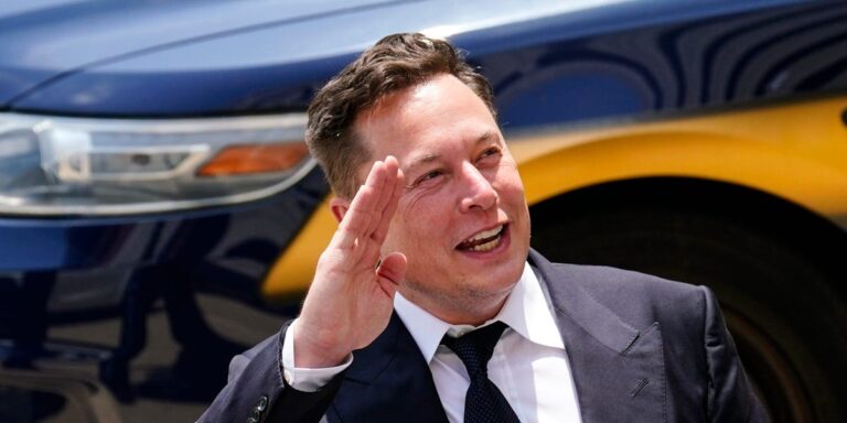 Harvard’s SpaceX Bet Helped Its Endowment Grow Faster Than the S&P 500
